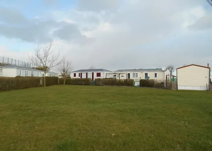 Luxe Vakantiechalet Met Omheinde Tuin Bredene 6Pers